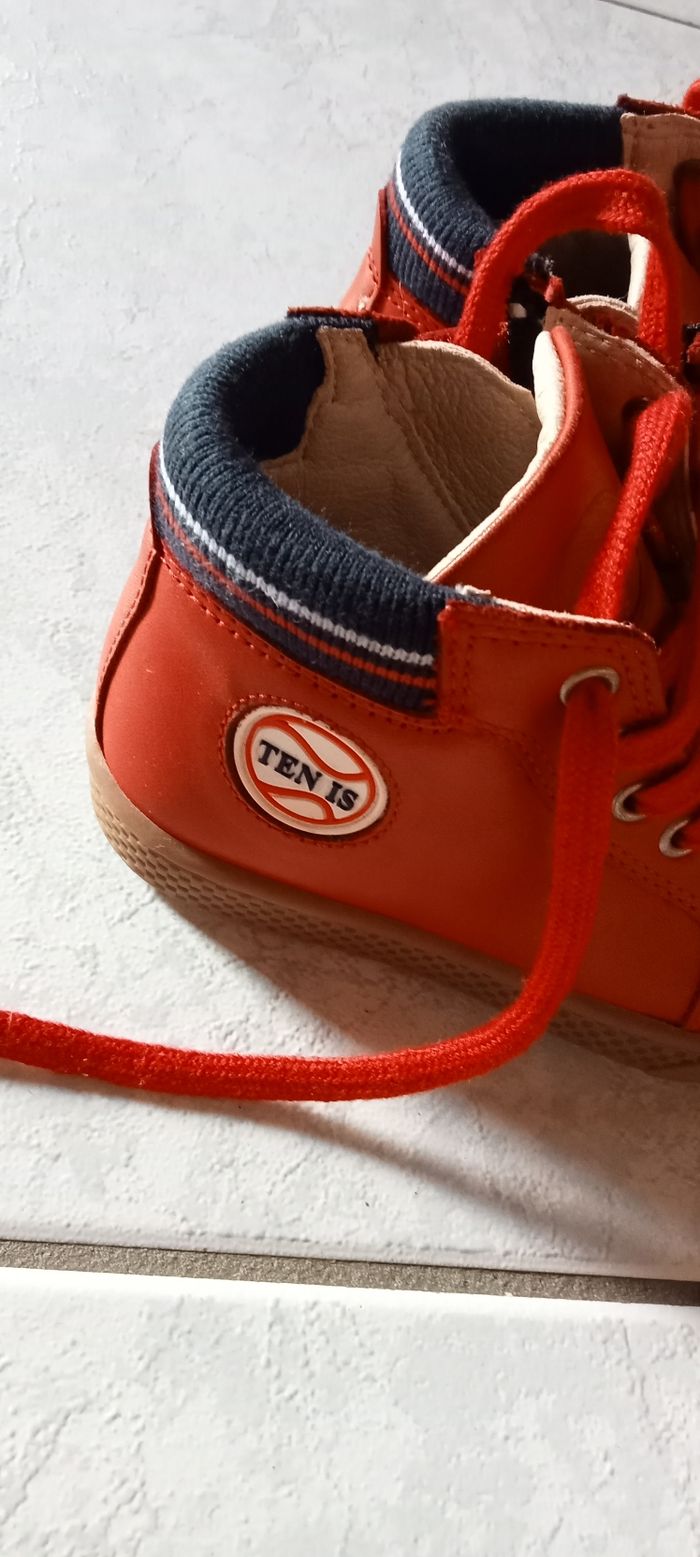 Baskets rouges - photo numéro 4