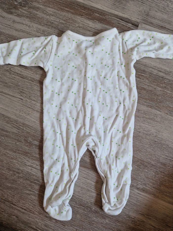 Pyjamas 3mois - photo numéro 3