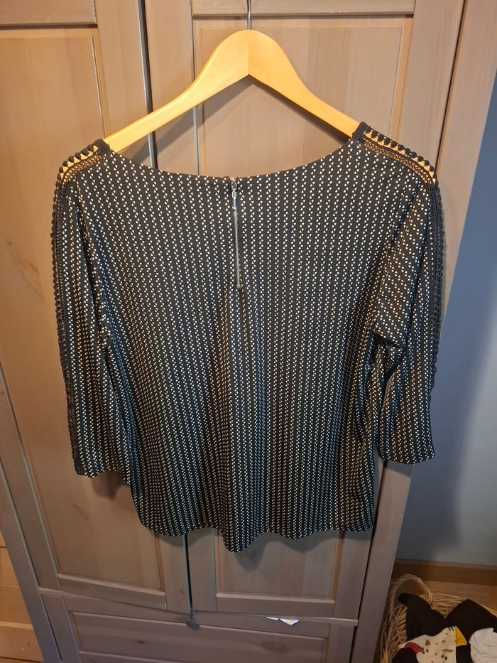 Top taille 3 - photo numéro 2