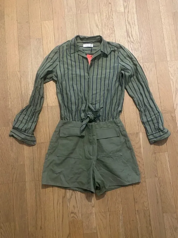 Combinaison short kaki Sandro taille 1 - photo numéro 2