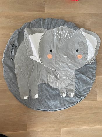 Tapis elephant