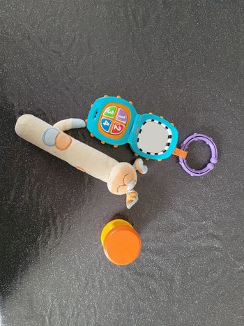 Lot jouet bébé