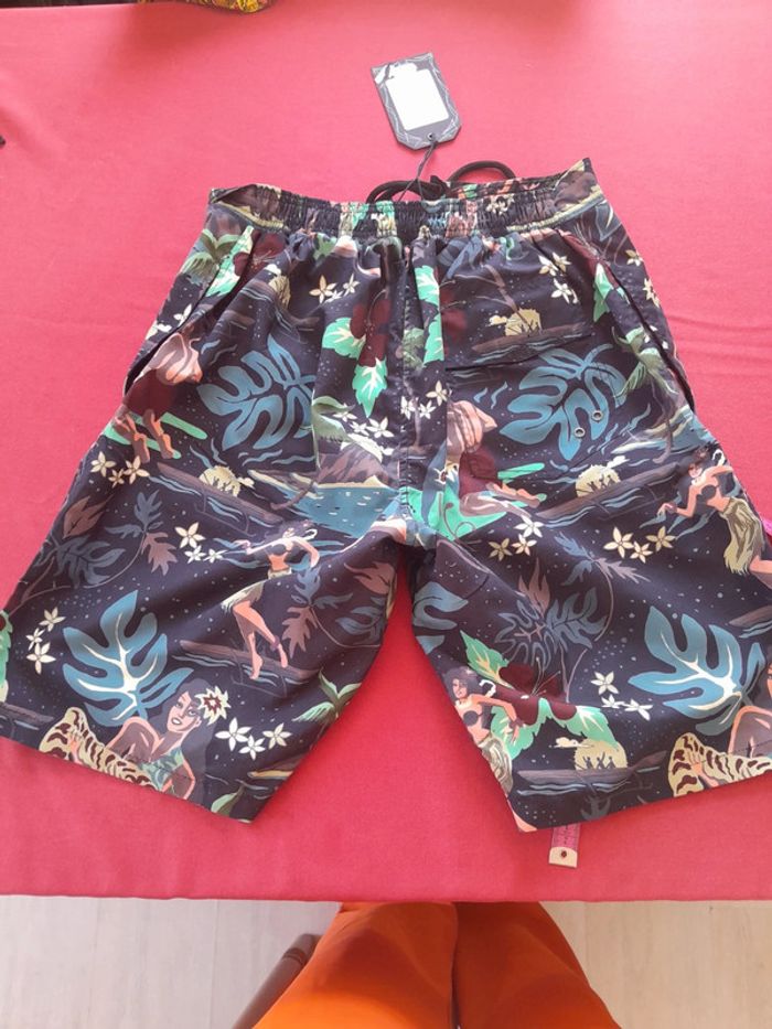 Short de bain long King Kerosin neuf avec étiquette - photo numéro 8