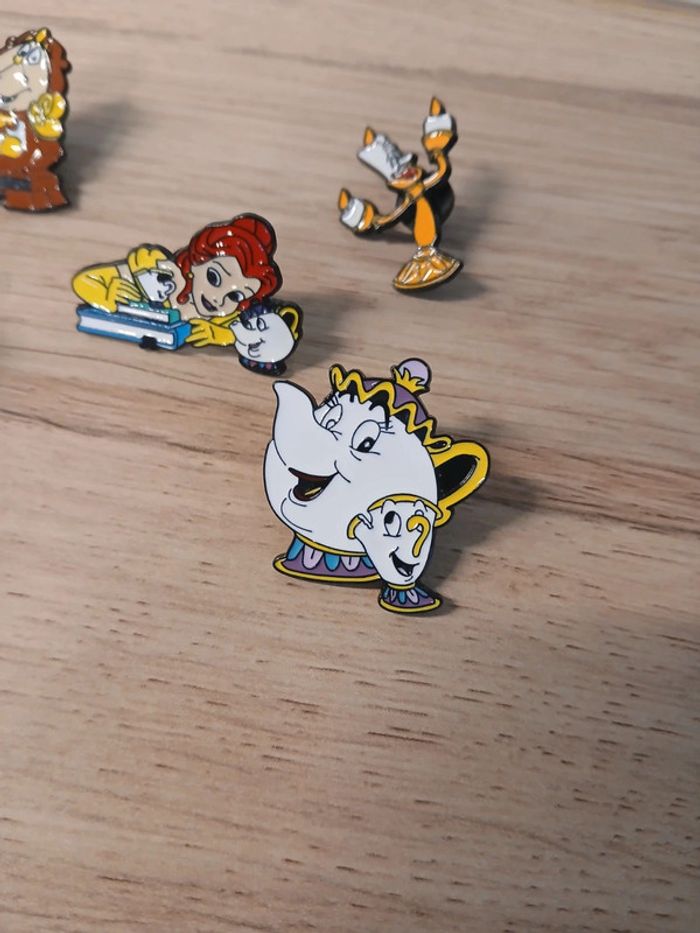 Lot Pins La Belle et La Bête - photo numéro 2