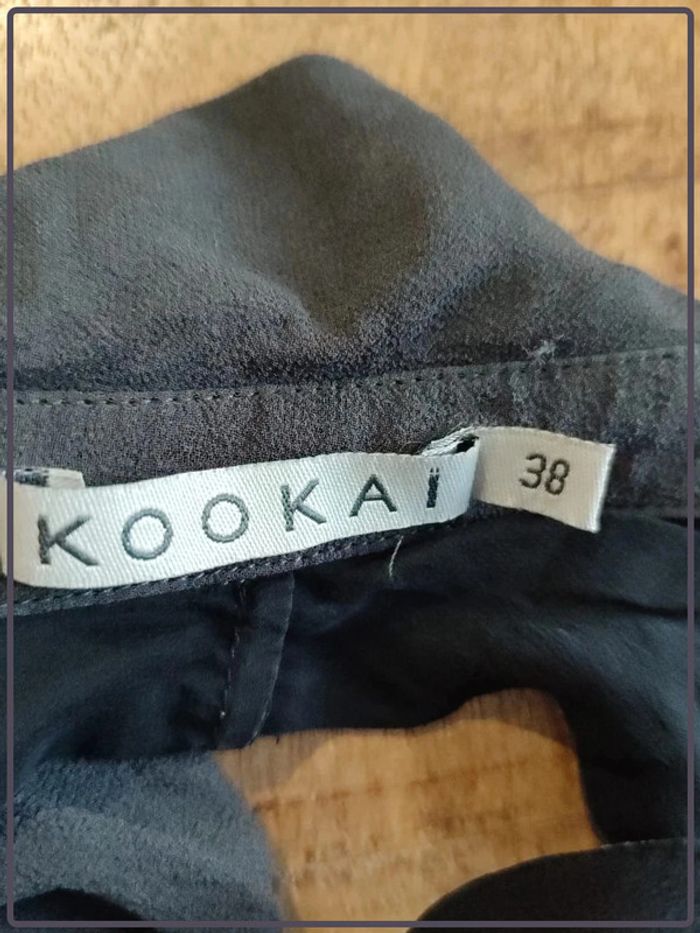 Petit haut sans manches gris anthracite doublé marque Kookaï taille 38 très bon état - photo numéro 3
