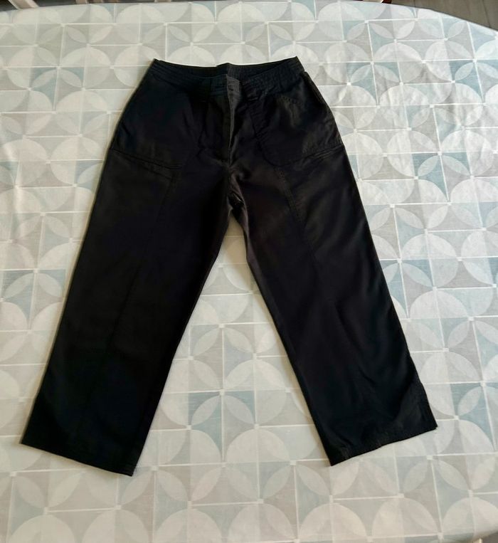 Pantacourt noir femme 38 / M C&A - Très bon état
