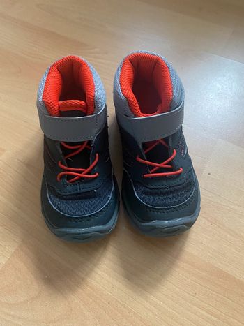 Chaussures de randonnée Quechua Taille 26
