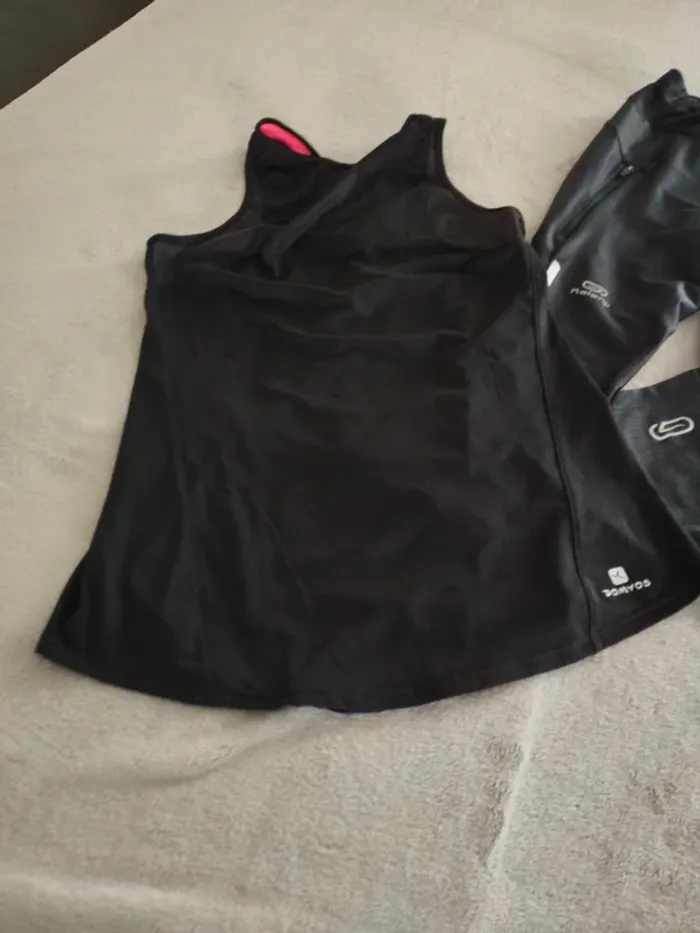 Ensemble sport Domyos et kalenji XS - photo numéro 2