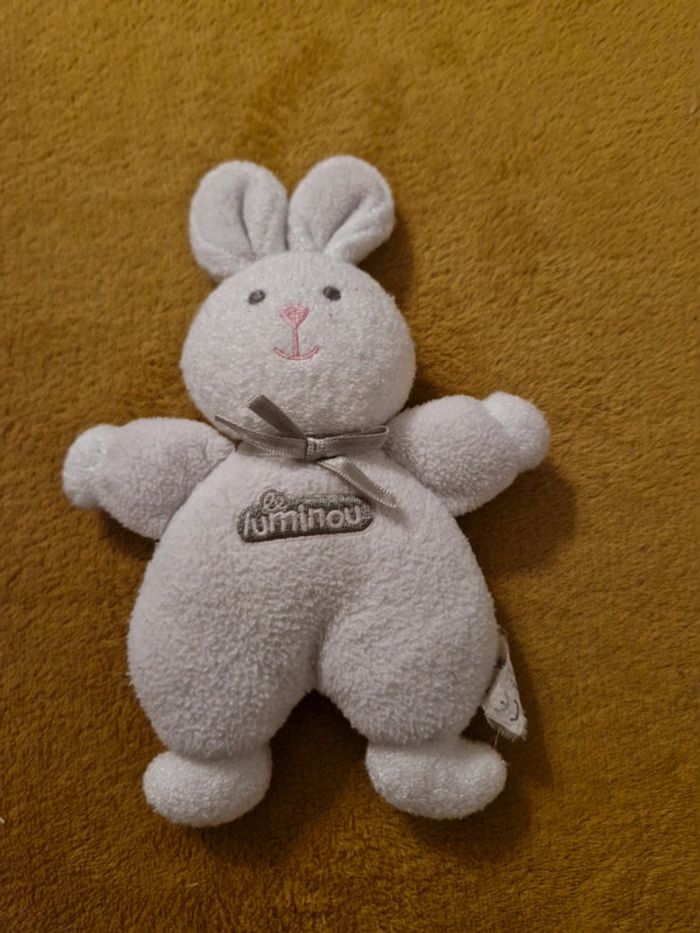 Doudou lapin blanc le luminou