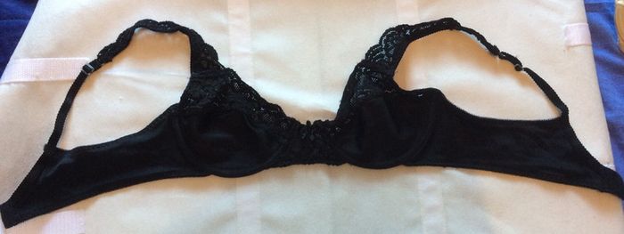 Soutien gorge tissu dentelle noir 90B