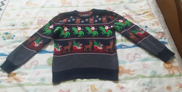 Pull Noël  garçon  11/12ans