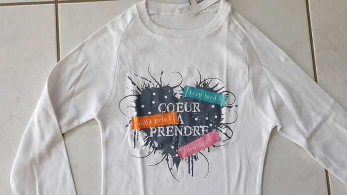 Tshirt ML fille 10 ans Neuf CHLA2 - photo numéro 2
