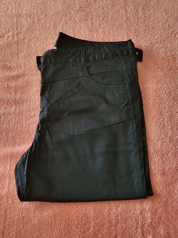 Pantacourt noir T46