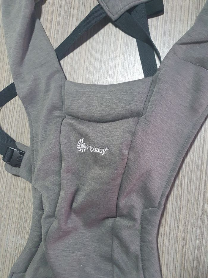 Superbe porte bébé Ergobaby 🥰 - photo numéro 2