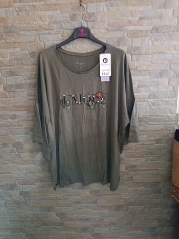 T-shirt kaki U Collection 50