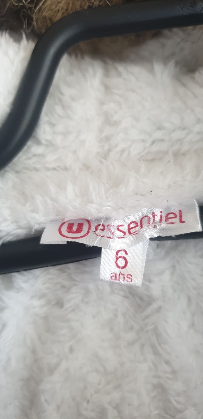 Doudoune fourrée 6 ans - photo numéro 4