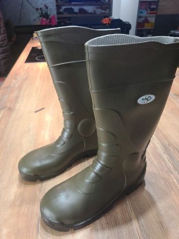 Botte de sécurité.