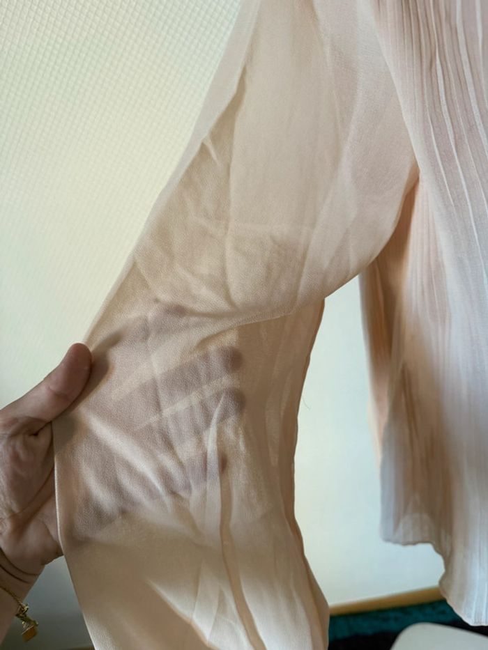 Blouse plissé en très bon état taille L rose pale Zara - photo numéro 4