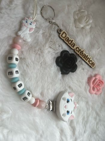 Attache tétine personnalisé aristochat