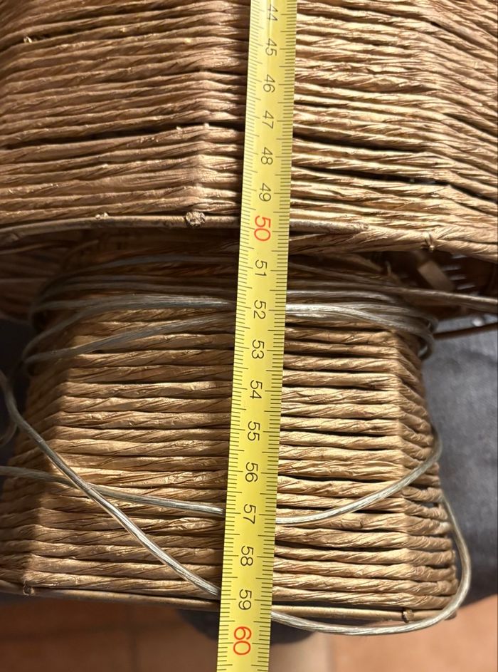 Sapin en bois avec lumière de chez Casa en parfait état - photo numéro 3