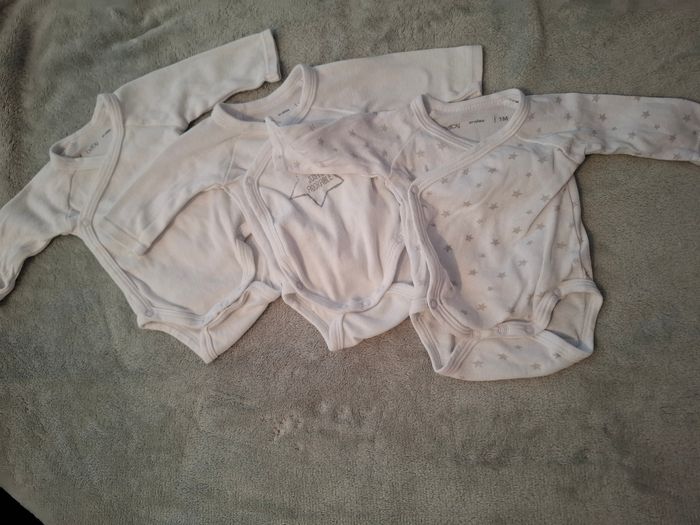 Lot body 22 , 1mois - photo numéro 3