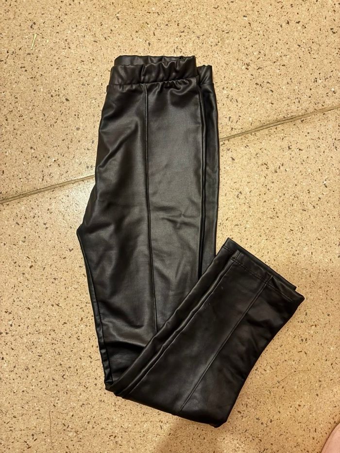 Pantalon simili neuf 8ans
