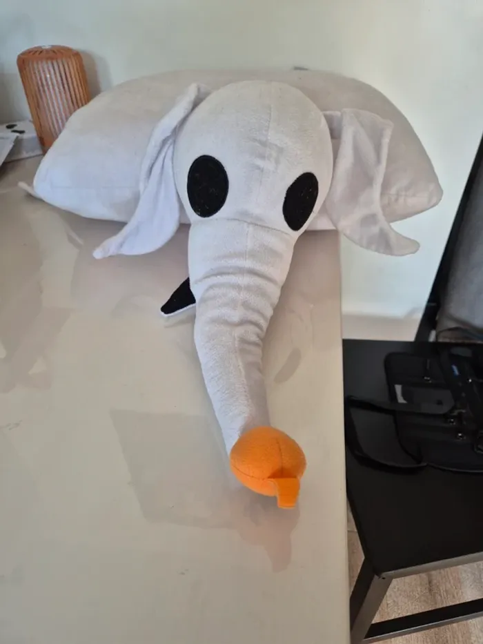 Peluche coussin Disney - photo numéro 2