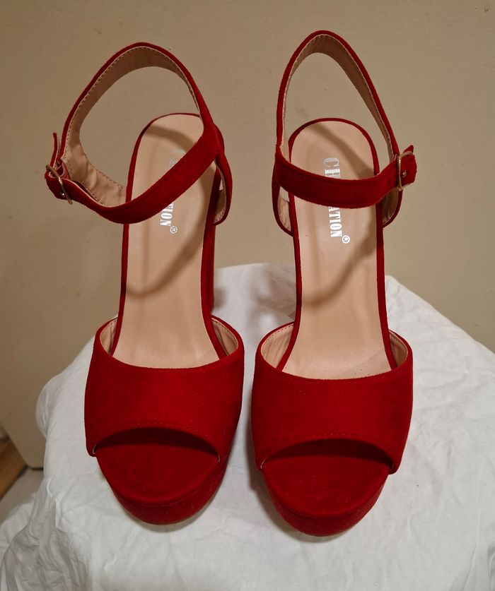 Sandales à talons rouges T38 - photo numéro 4
