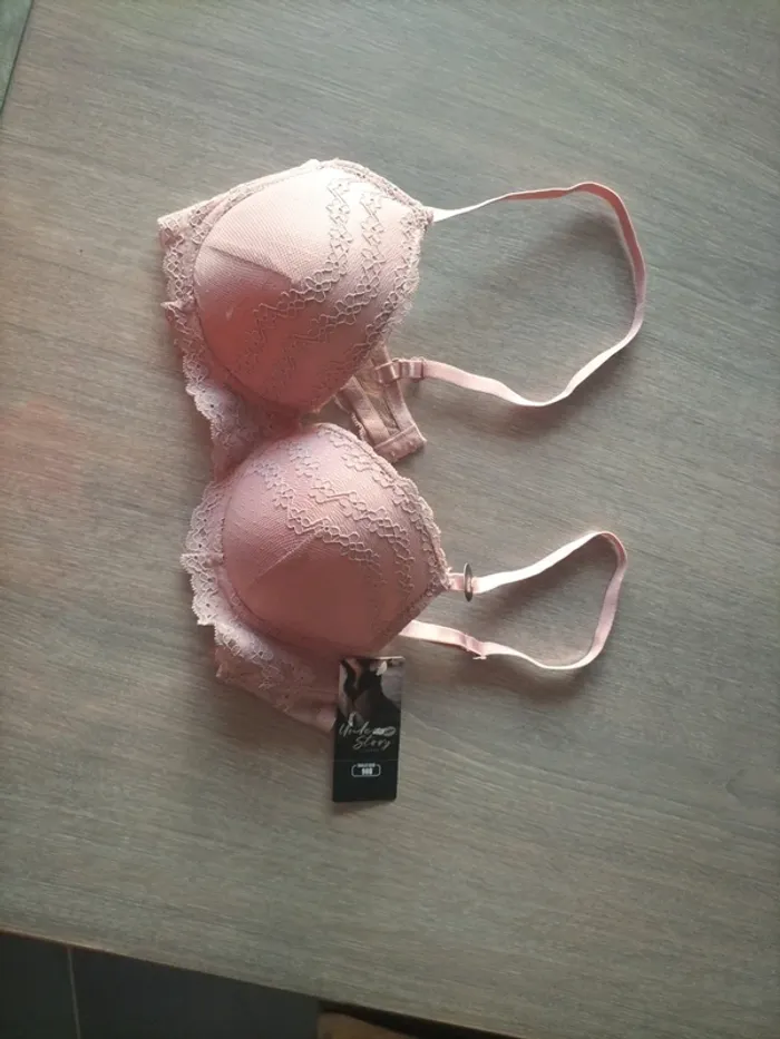 Soutien gorge neuf - photo numéro 2