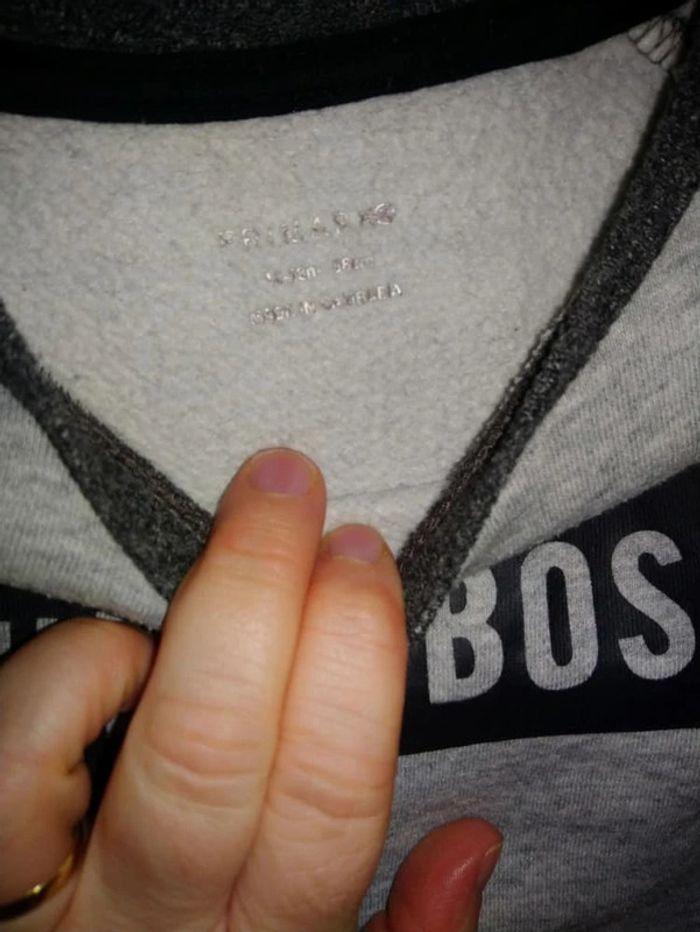 Sweat Primark #miniboss 18 mois - photo numéro 7