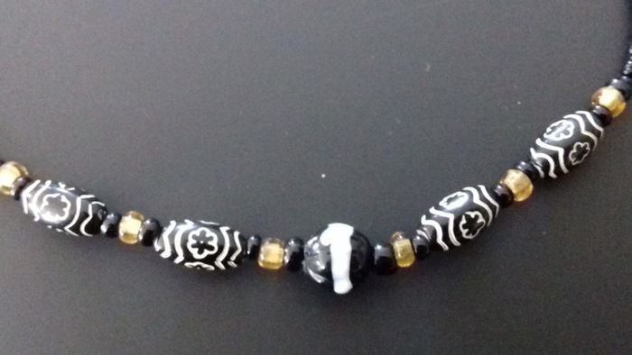 Collier en perles - photo numéro 2