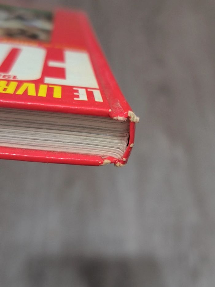 Vintage 40 ans Le livre d'or du football 1983 Charles bietry - photo numéro 8