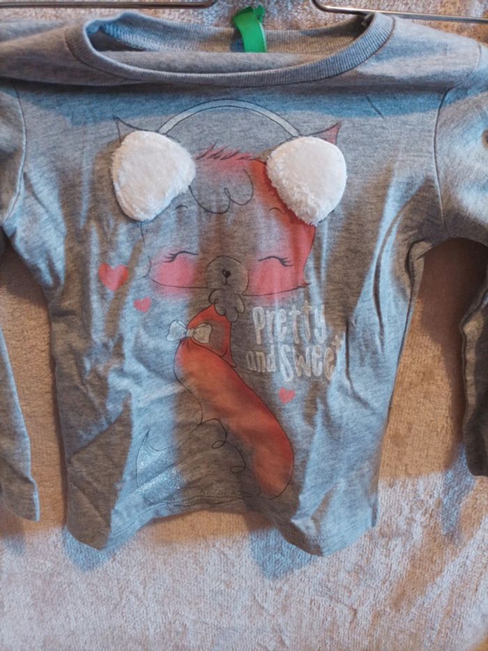 Tee-shirt enfant neuf avec étiquette taille 1/2 ans - photo numéro 2