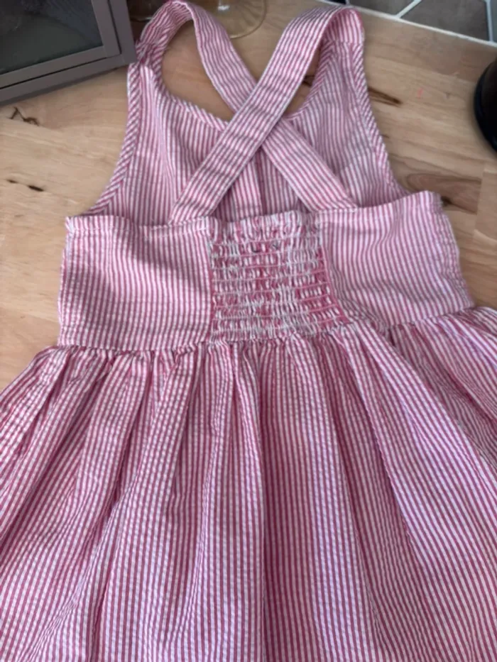 👗👗sublime robe croisé dans le dos • Okaïdi • 5 ans - photo numéro 8