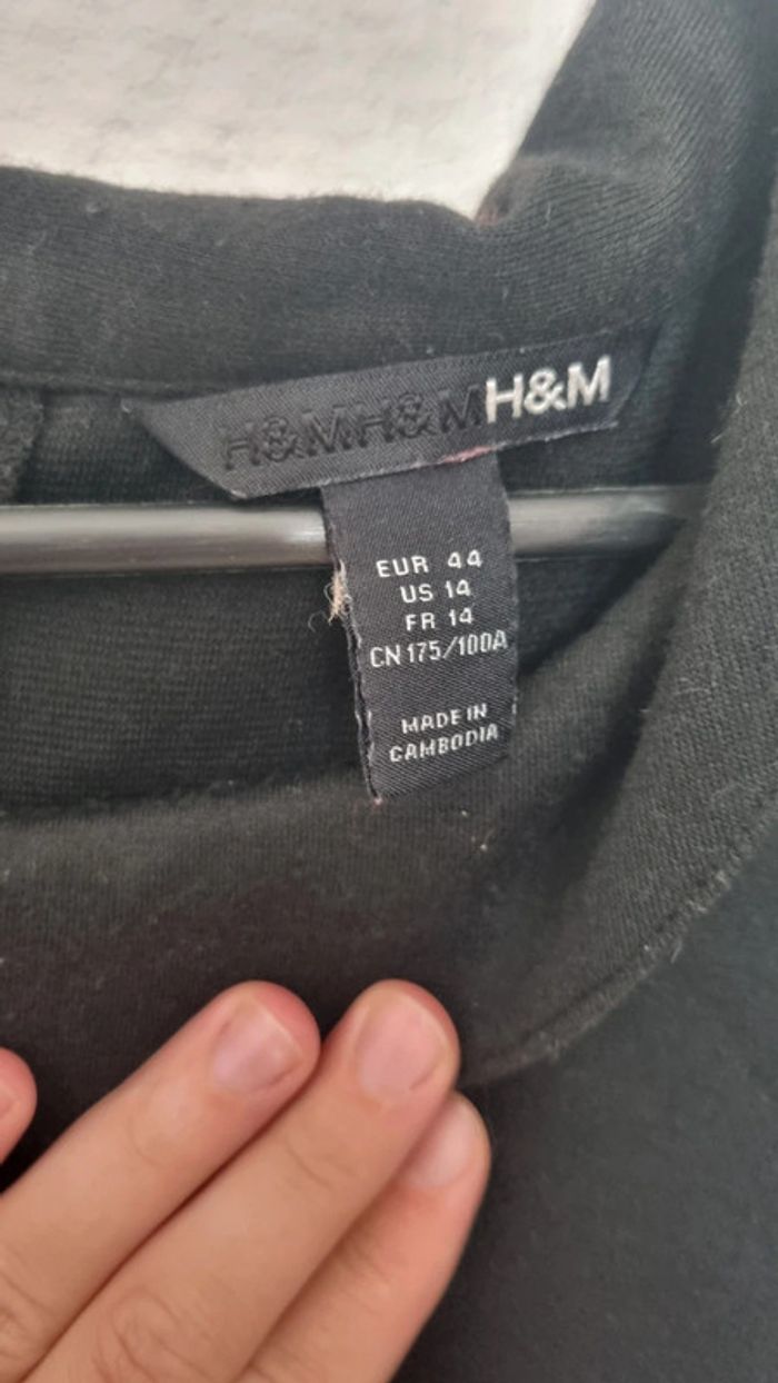 Robe noir avec ceinture - photo numéro 4