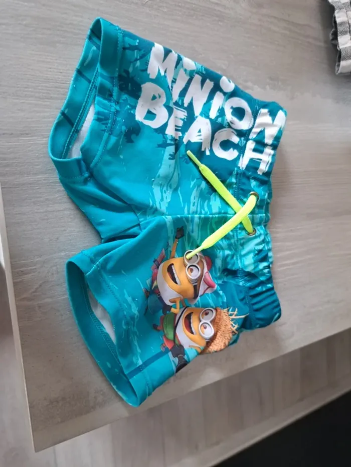 2 maillots de bain