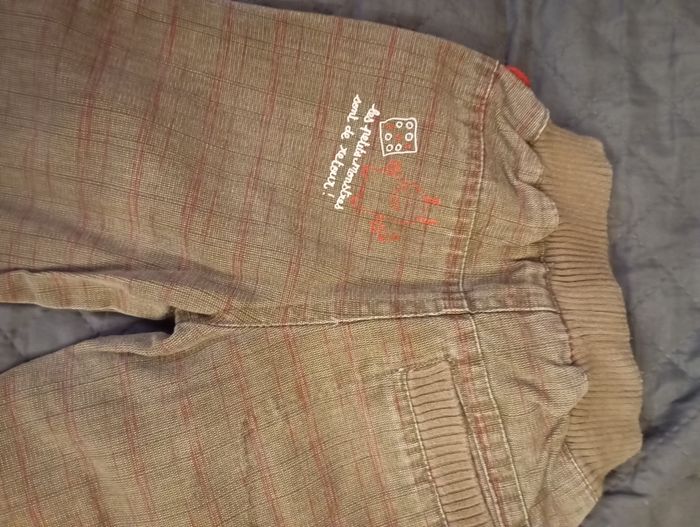 Lot 2 pantalons 1 an - photo numéro 4