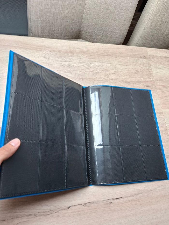Album bleu de rangement pour 360 cartes Pokémon de qualité premium en bleu - photo numéro 2