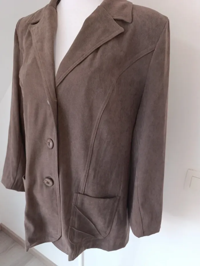 Blazer vintage marron effet suédine – Band’ à part – épaulettes – T. 40/42 - photo numéro 2
