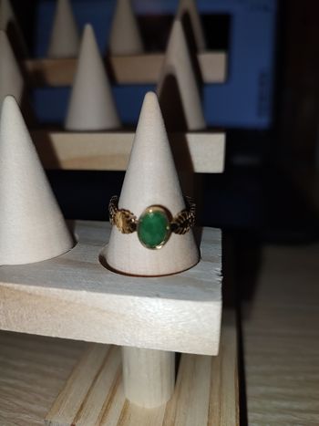 Bague dorée feuille & pierre verte – Acier inoxydable (taille réglable)