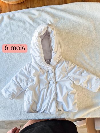 Doudoune c&a 6 mois blanche