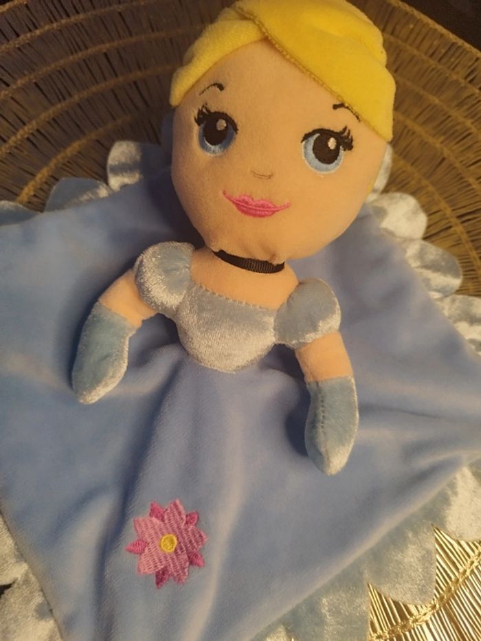 Doudou Cendrillon