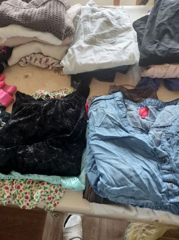 Lot de 24 pièces taille 36 femme