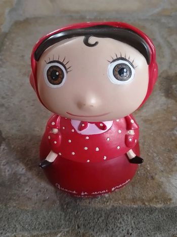 Jolie poupée