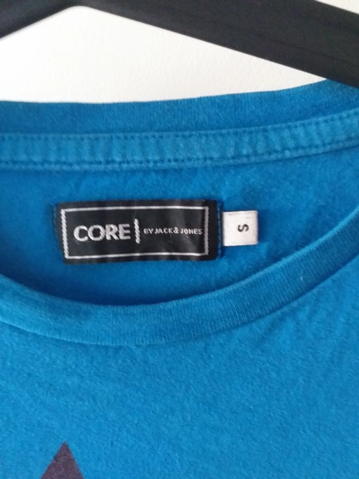 Tee-shirt bleu avec inscription - photo numéro 3