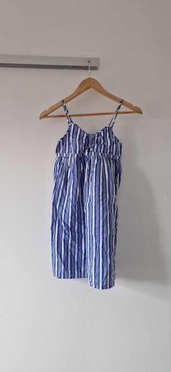 Robe bleu a rayure blanche kiabi taille 10ans 
