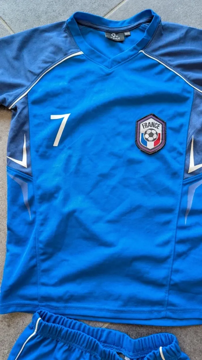 Ensemble survêtement foot France - photo numéro 2