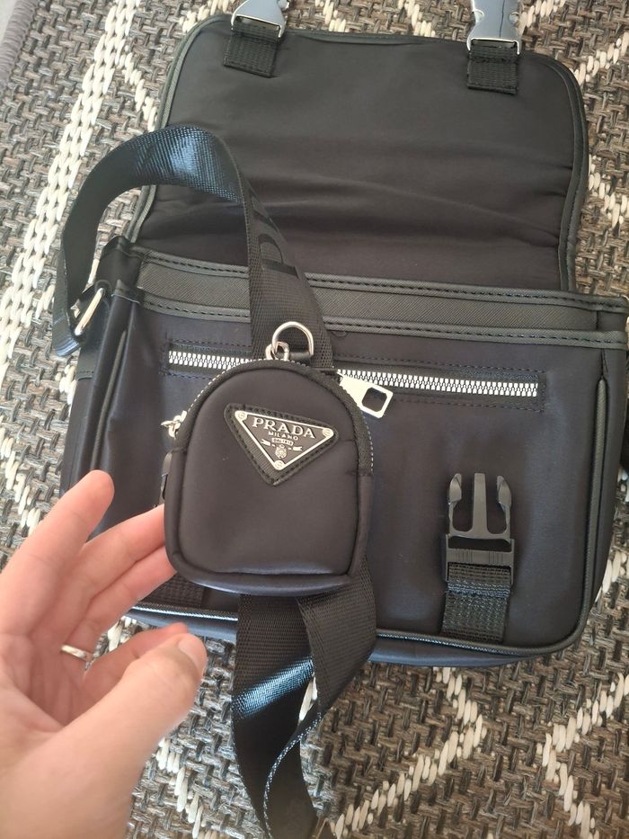 Sac de marque prada - photo numéro 7