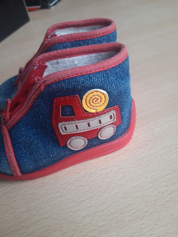 Chaussons Bichou taille 23 - photo numéro 3