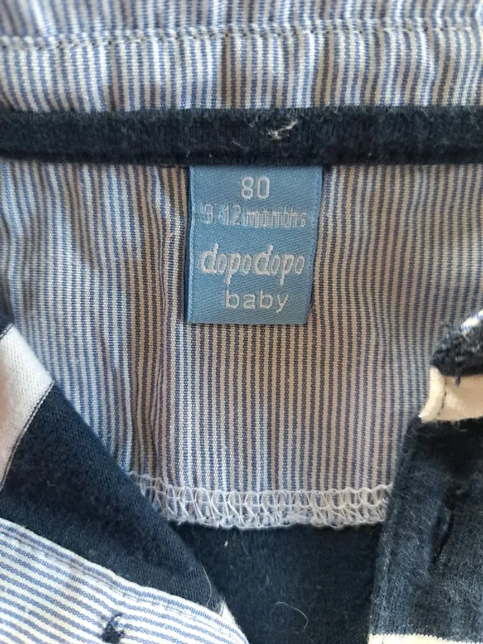 T-shirt et pantalon - photo numéro 3